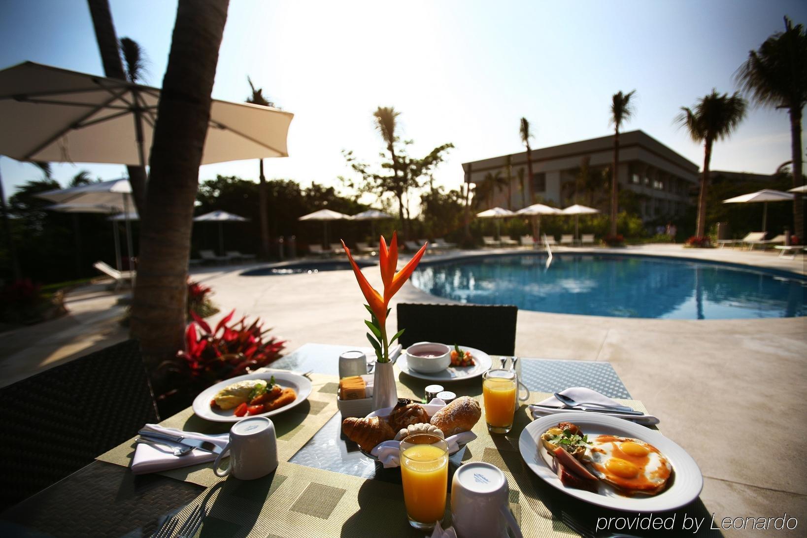Ocean Breeze Boutique Riviera Maya 푸에르토 모렐로스 레스토랑 사진