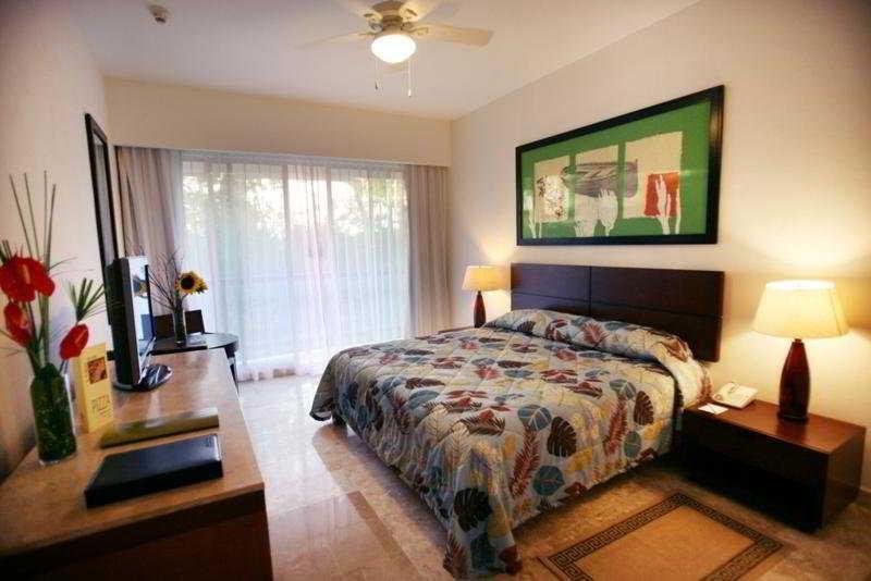 Ocean Breeze Boutique Riviera Maya 푸에르토 모렐로스 외부 사진