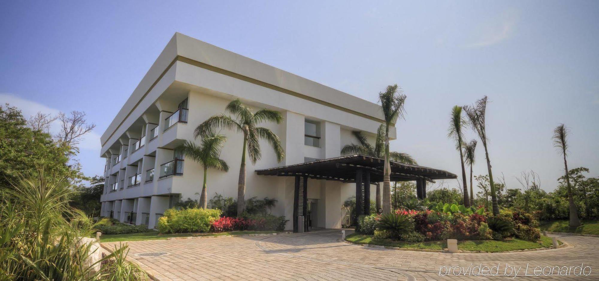 Ocean Breeze Boutique Riviera Maya 푸에르토 모렐로스 레스토랑 사진